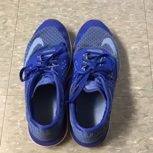 ✅ 5/20 Nike Royal Blue Tennis Shoes